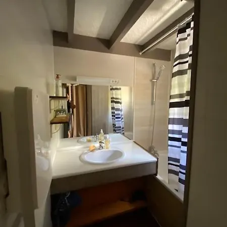 Chalet 3 Avec Cheminee Et Jardin Clos Chalé Cauterets